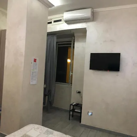 Dante Street 49 * Neapol